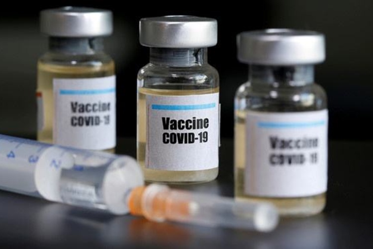 Vacunas contra COVID-19 Comienzan los Ensayos Clínicos de Fase III